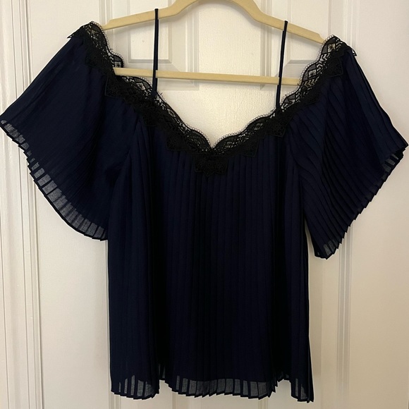 Alice + Olivia Blouse - Picture 1 of 5